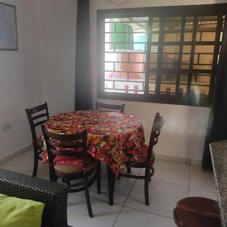 Sue-Etoile Self Catering Apartment Pointe Au Sel Luaran gambar